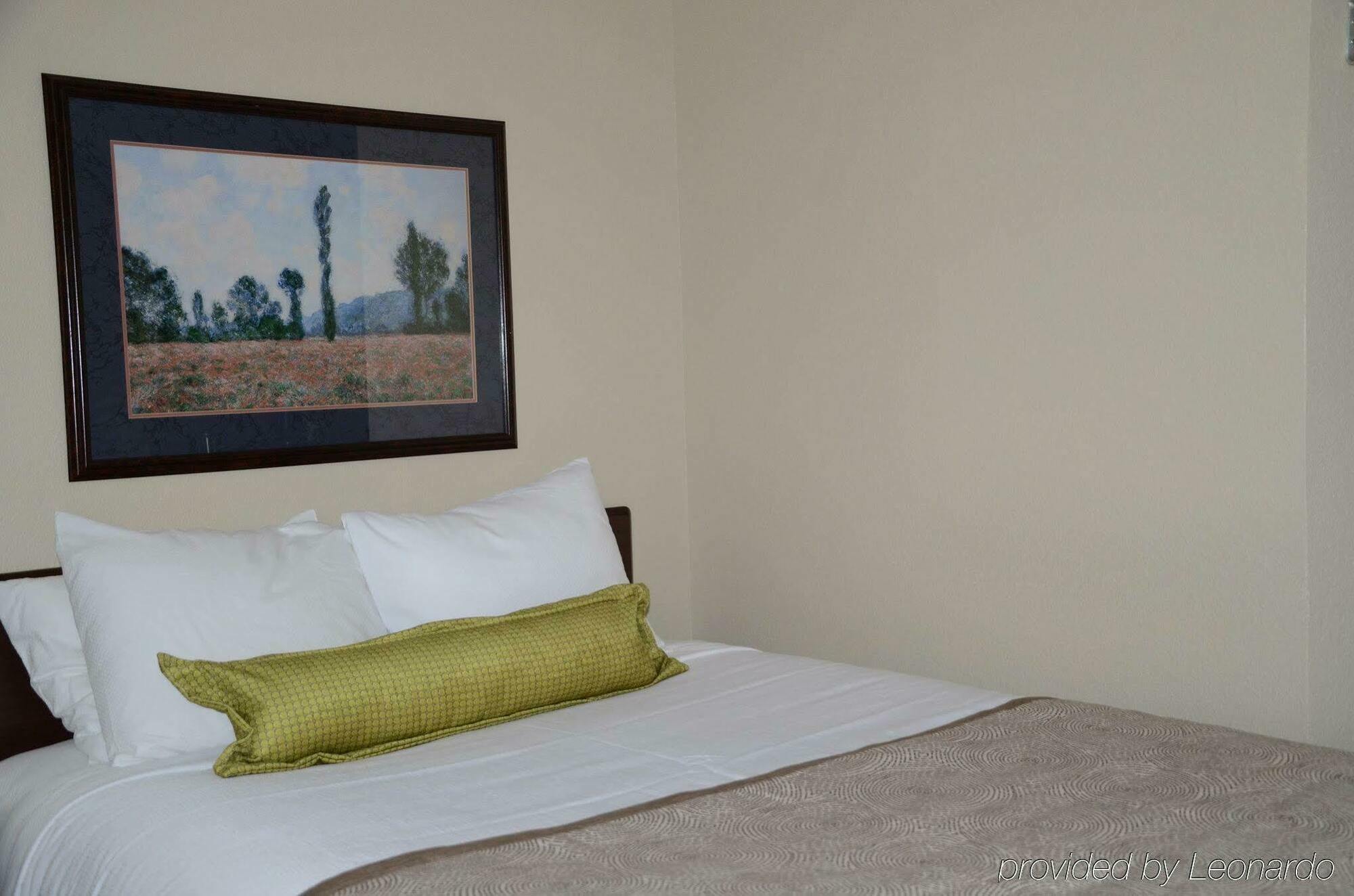 Candlewood Suites Hopewell By Ihg Exterior photo